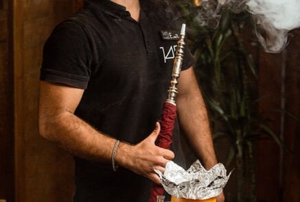 Kaliteli Bir Nargile İçin Plastik Marpuç mu Tahta Marpuç mu Daha İyidir?